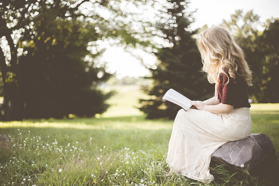 How to Build a Reading Habit That Actually Sticks